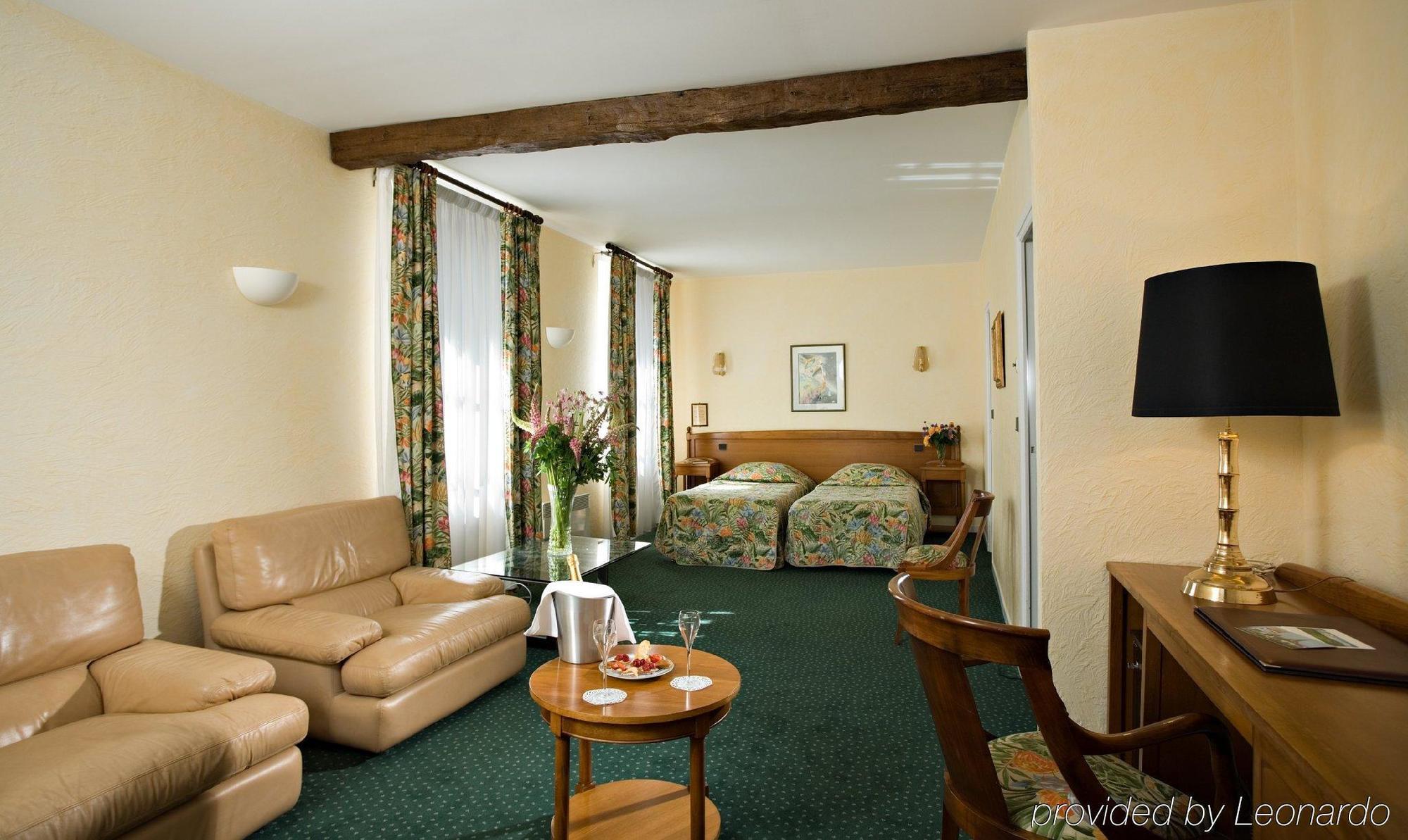 Hotel Les Ursulines Autun Pokoj fotografie